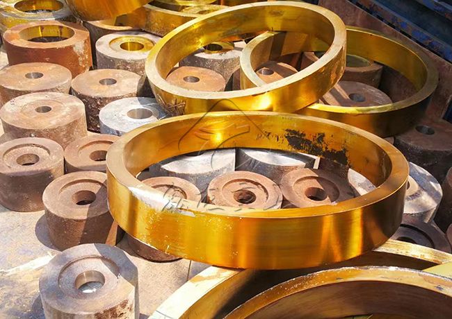 雷蒙磨粉機磨輥磨環(huán)發(fā)貨 0.jpg